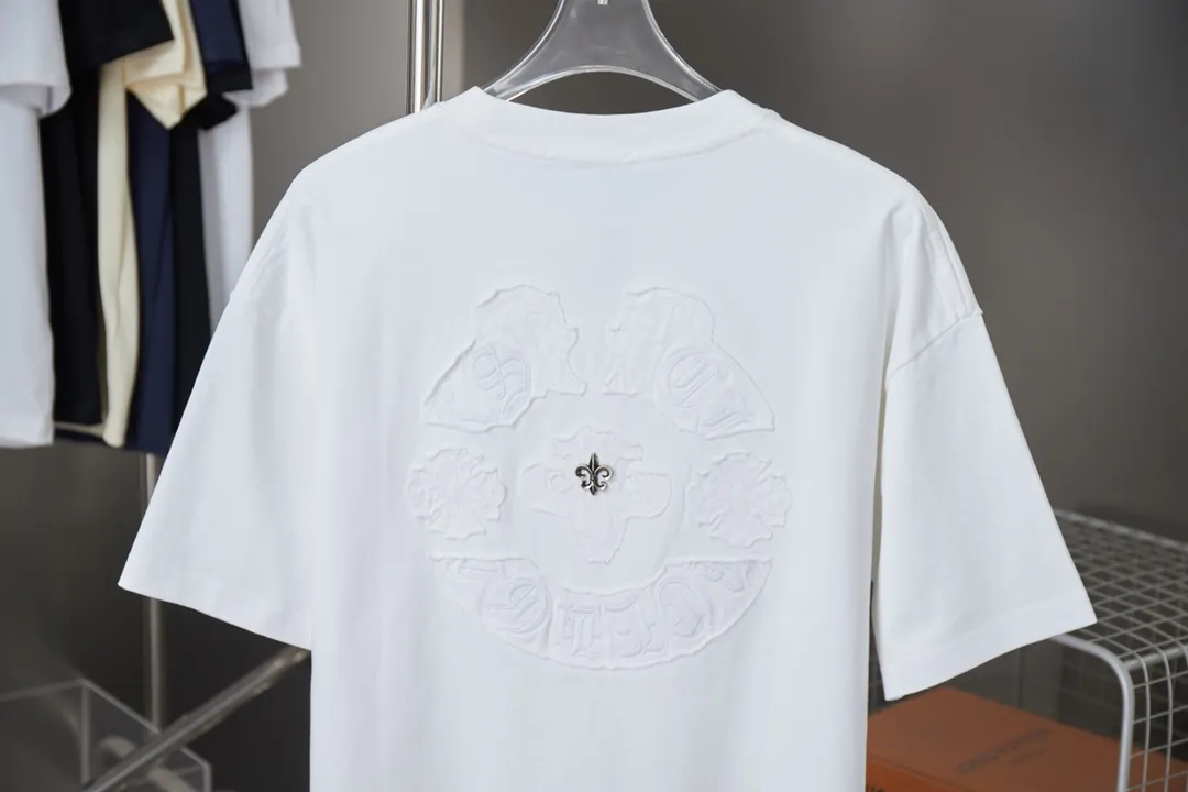 🅿️200 Ch*ome Hearte 25SS early spring new style, appliqué embroidered heart cross short sleeves, light luxury, essential item for daily commuting for men and women, correct version, welcome to compare, detailed features · 320g 100% pure cotton double yarn jersey fabric · Custom dyed in the same vat, special thickened 32 pieces double-strand 1X1 thread · Imported Tajima machine embroidery tatami embroidery ➕This cloth patch embroidery · Hand-stitched Croxin hardware · Double-needle cross-stitching process · Original main mark, washed tag, branded moisture-proof paper packaging Color: black/white/pink Size: S/M/L/XL